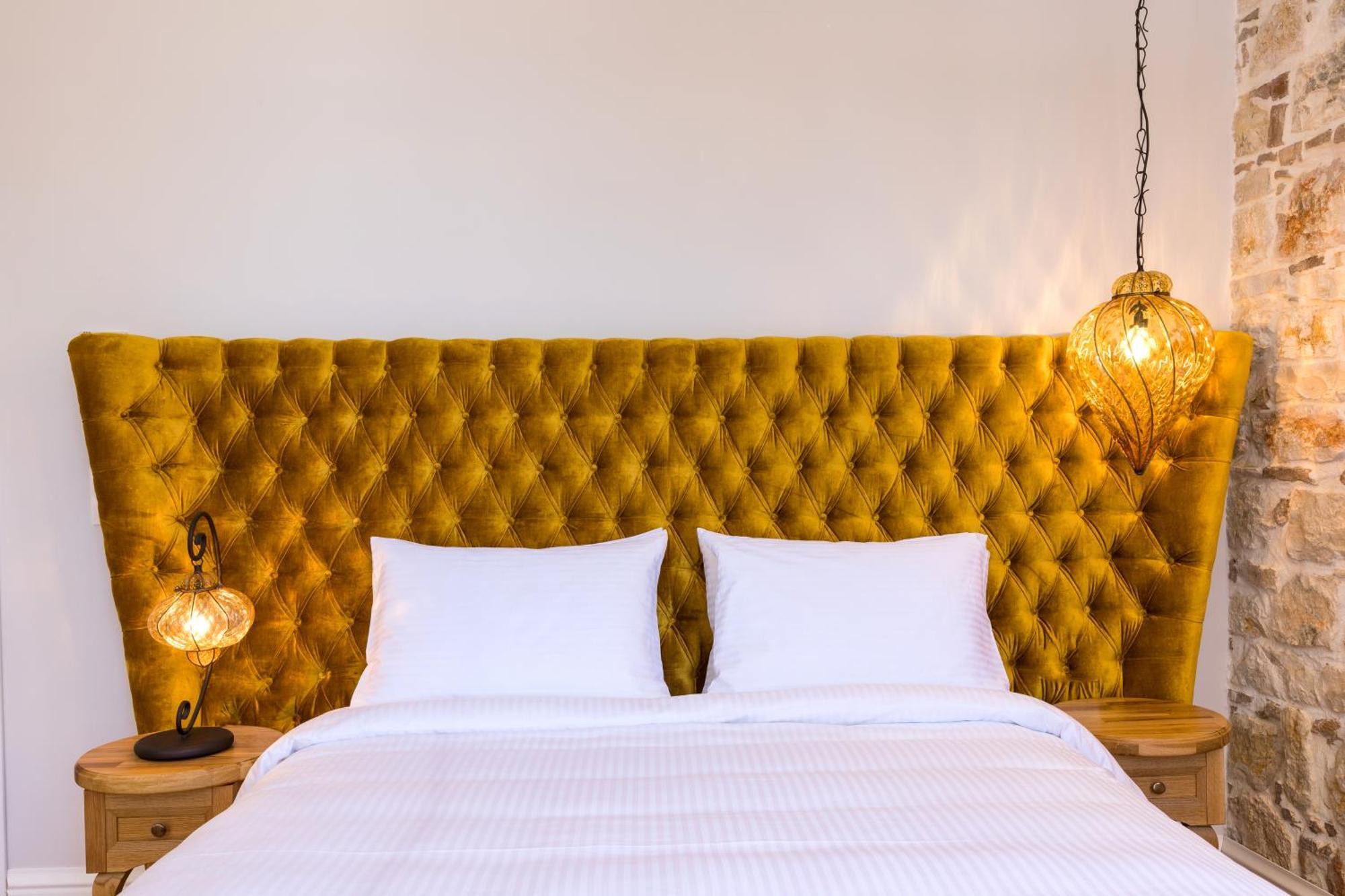 Hotel Acanthus Blue